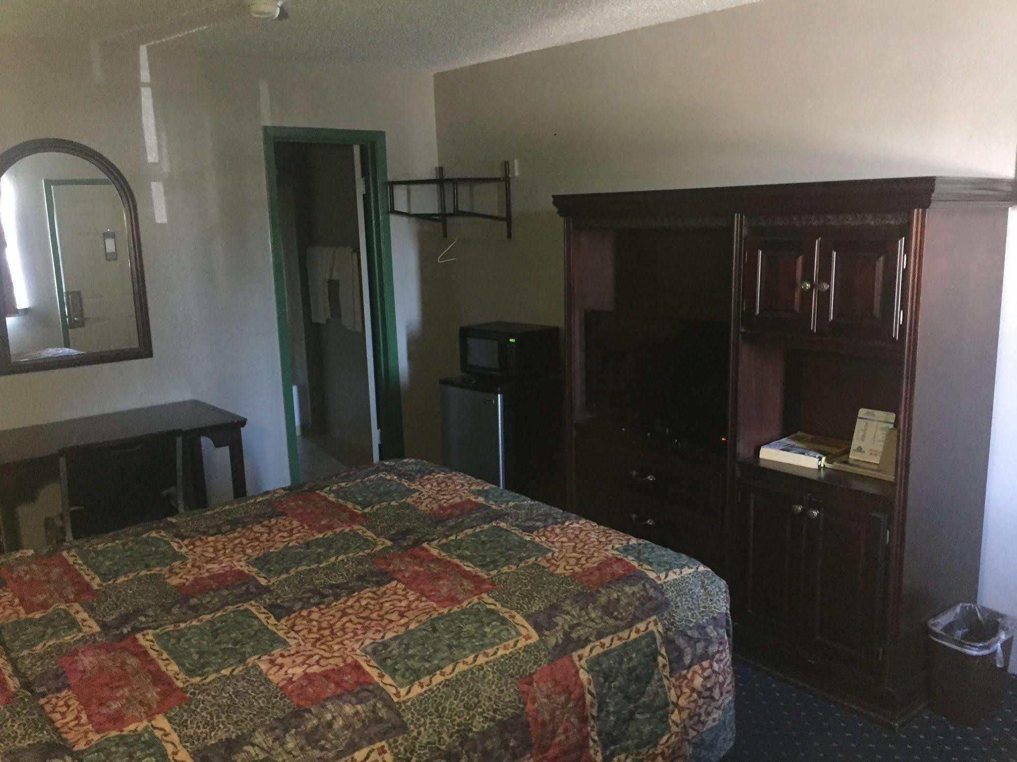 Scottish Inns Карролтон Экстерьер фото