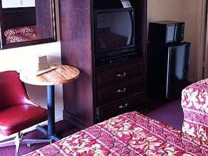 Scottish Inns Карролтон Экстерьер фото